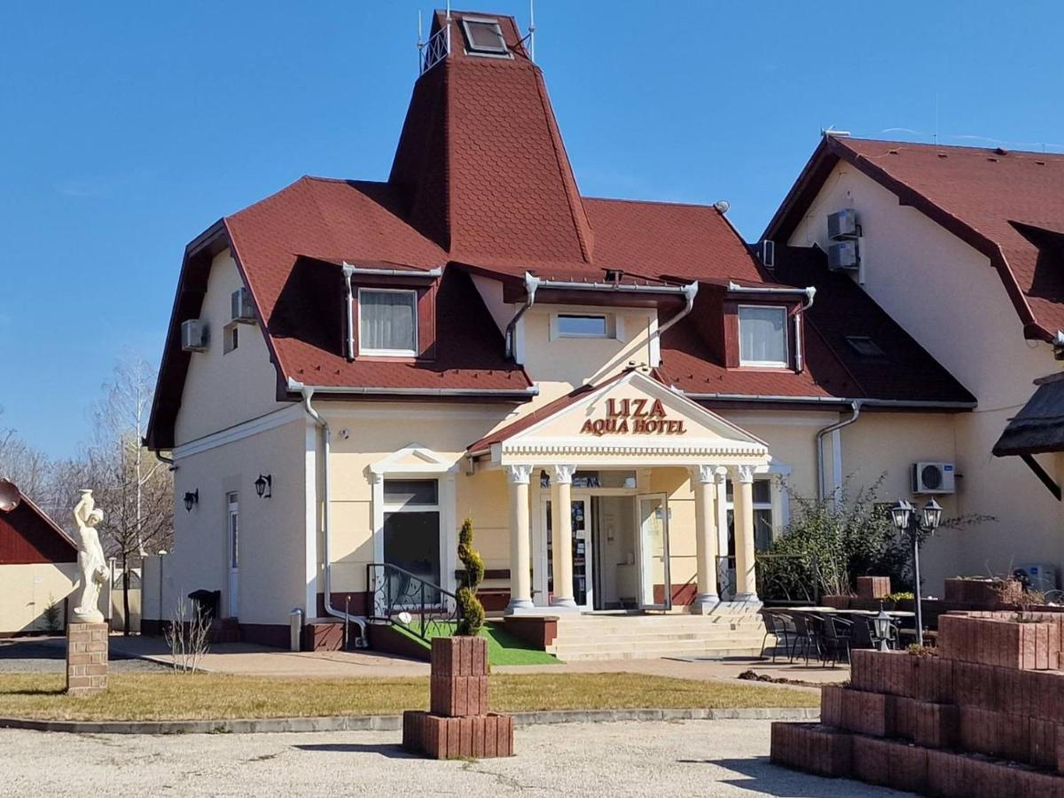 Liza Aqua&Conference Hotel és Fehér Akác Csárda Lajosmizse Exterior foto